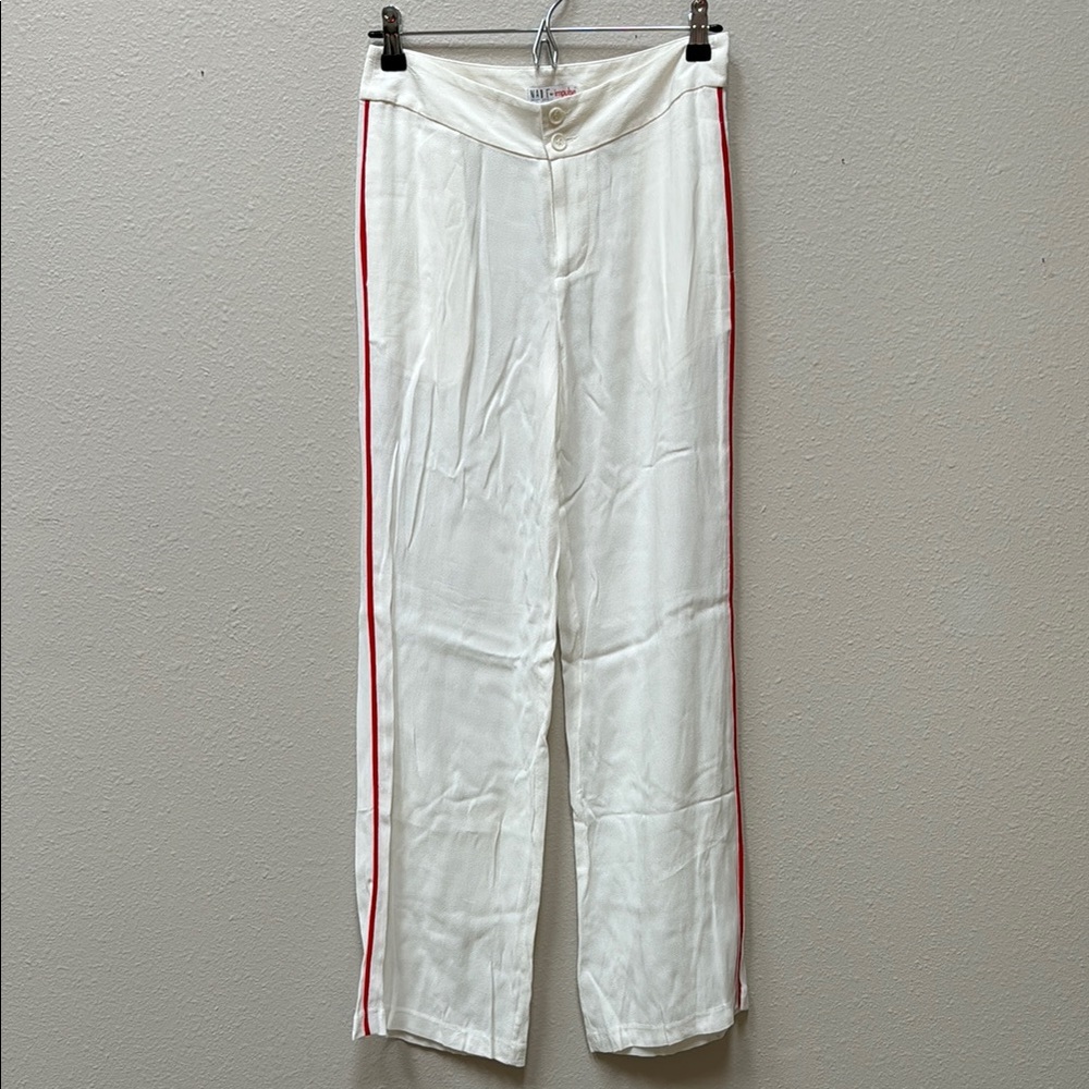 Impulse Macy’s Women’s Sz 0 White Pants with Red Stripe